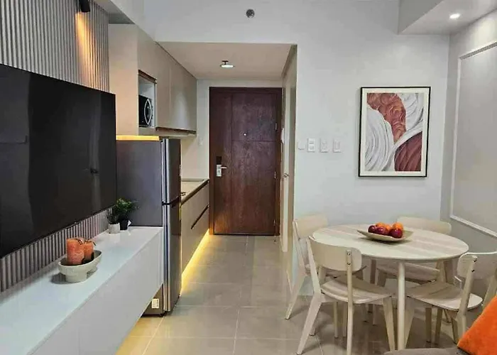 Scandi-inspired Pasay For Rent - Entire House With Balcony Facing Moa *
