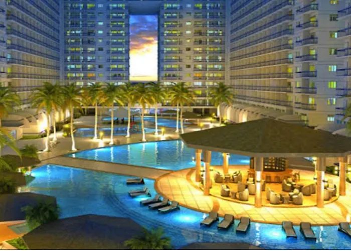Apartment Scandi-inspired Pasay For Rent - Entire House With Balcony Facing Moa